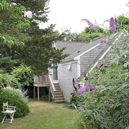 Lavender Bay Bed & Breakfast Barnstable Exterior photo